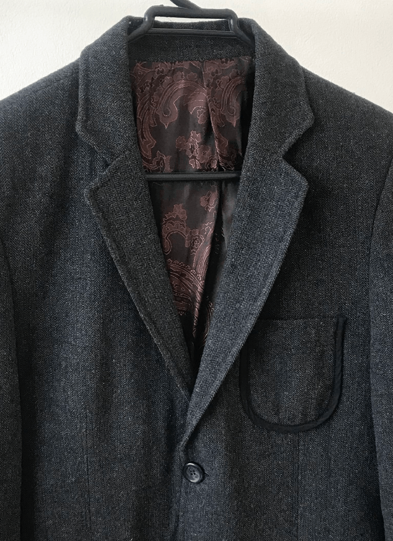 Lengua-Magazine-Bazar-Ropa-Accesorios-y-mas-de-segunda-mano-ropa-usada-saco-blazer-hombre-saco-de-hombre-marca-lob-color-gris-oscuro
