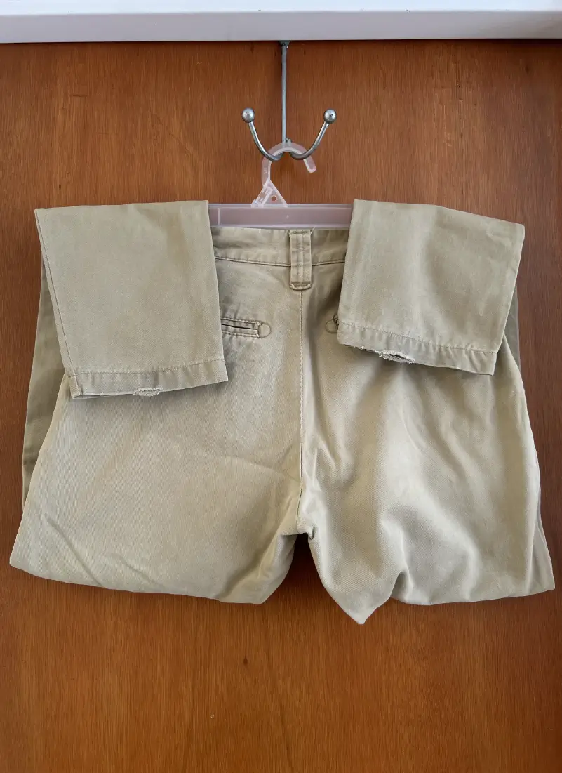 Pantalón chino beige para hombre
