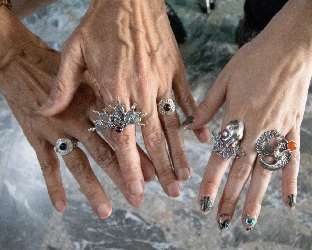 Flora Maria-joyería mexicana-lengua-magazine
