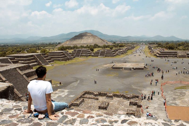 La zona arqueológica y las pirámides de teotihuacan- Lengua Magazine-