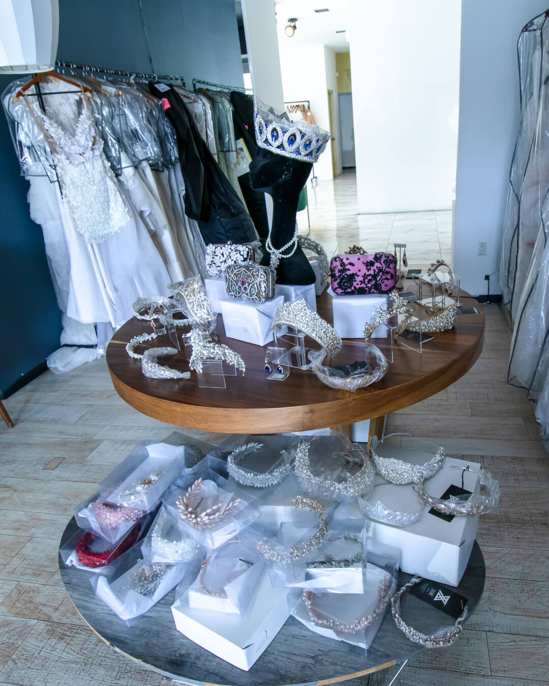 Lengua Magazine-Diseñador de moda mexicana Edgar lozzano-moda mexicana-vestidos de diseñador-Edgar-Lozano-Guadalajara#LenguaMagazine