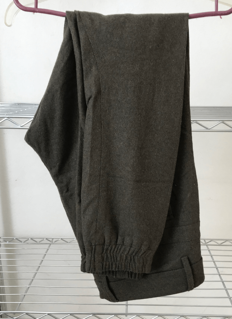 Lengua-Magazine-Bazar-Ropa-Accesorios-y-mas-de-segunda-mano-ropa-usada-pantalon-carrot-skkiny-marca-topman-color-verde-olivo-1 Lengua-Magazine-Bazar-Ropa-Accesorios-y-mas-de-segunda-mano-ropa-usada-pantalon-carrot-skkiny-marca-topman-color-verde-olivo