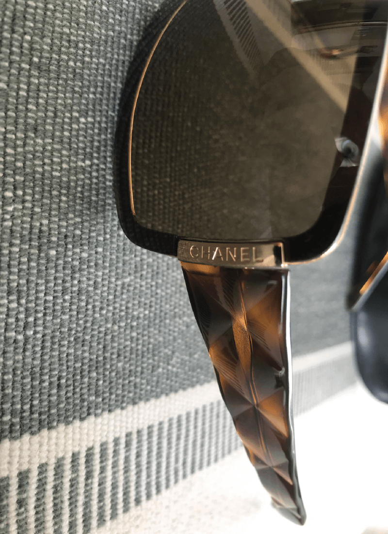 Lengua-Magazine-Bazar-de-segunda-mano-lentes-usados-lentes-de-segunda-mano-originales-marca-chanel-para-mujer-lentes-de-sol-chanel-9 Lengua-Magazine-Bazar-de-segunda-mano-lentes-usados-lentes-de-segunda-mano-originales-marca-chanel-para-mujer-lentes-de-sol-chanel