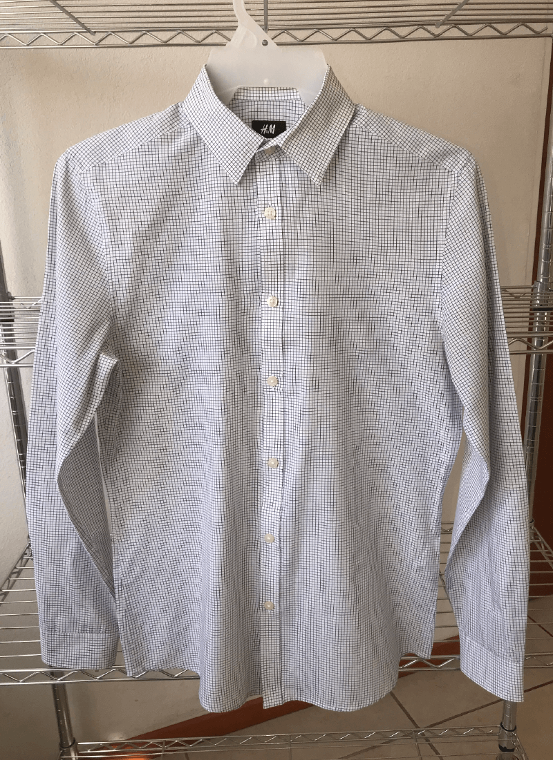 Lengua-magazine-bazar-de-ropa-de-segunda-mano-camisa-de-manga-larga-marca-hm-man-color-blanco-estampado-cuadros-pequenos-azul