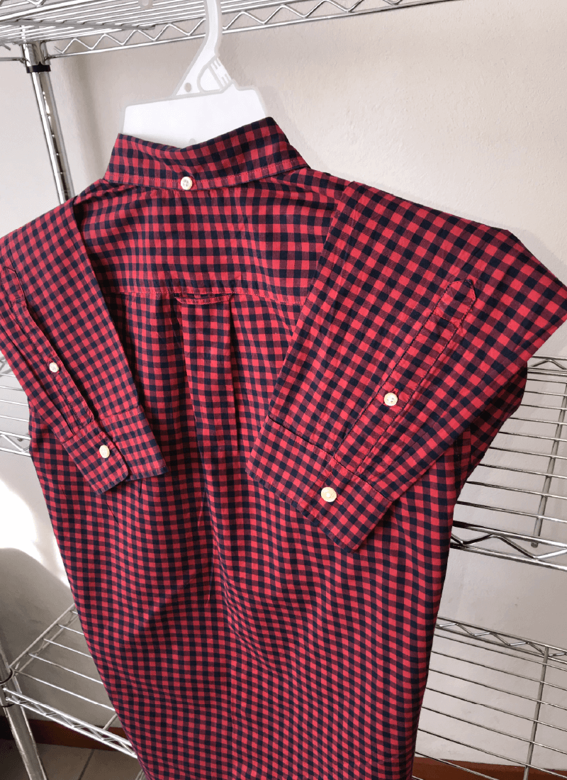 Lengua-magazine-bazar-de-ropa-de-segunda-mano-camisa-de-manga-larga-marca-hm-man-color-rojo-azul-marino-estampado-cuadros