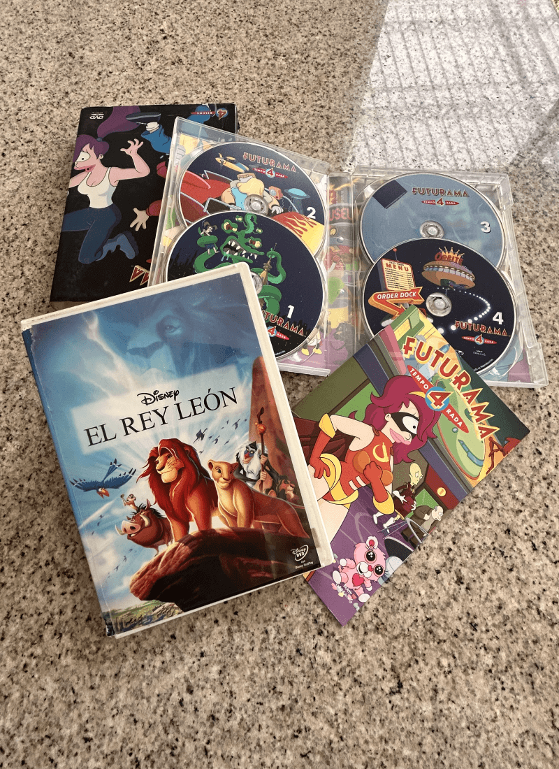 futurama-temporada-4-dvd-futurama-Lengua-Magazine-bazar-de-segunda-mano-peliculas-dvd-pelicula-rey-leon-original-dvd-rey-leon