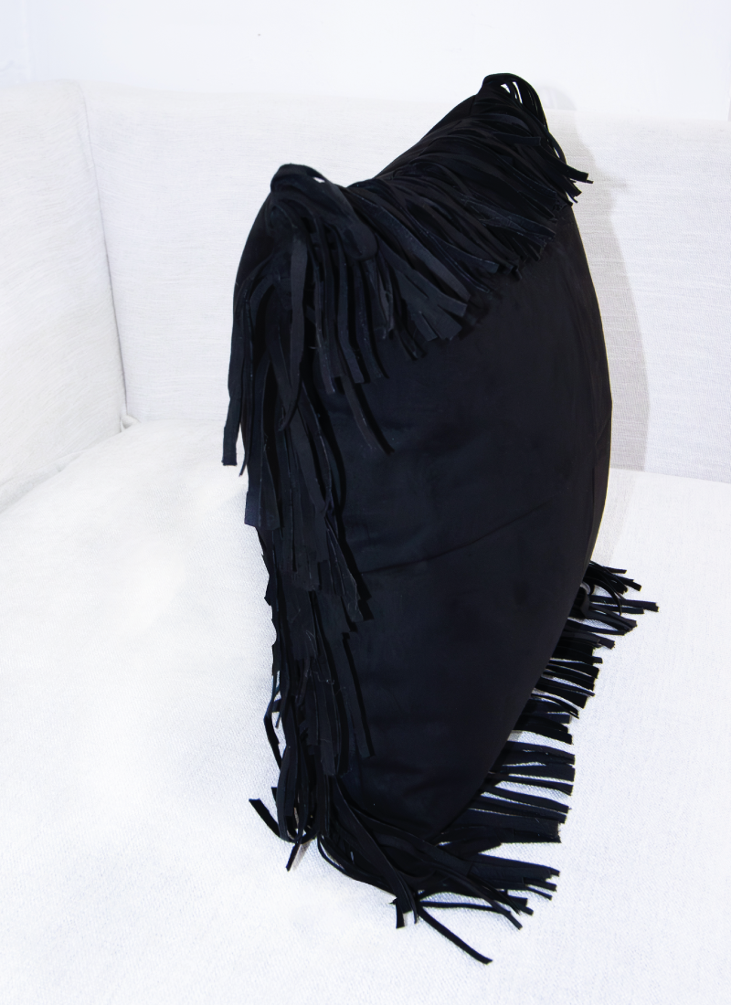 cojines-decorativo-cojines-decorativos-mclr-tienda-en-linea-de-cojineria-mclr-decoracion-para-el-hogar-cojin-flecos-negro-cojin-flecos-cojin-barbas-cojin-texano-3 cojines-decorativo-cojines-decorativos-mclr-tienda-en-linea-de-cojineria-mclr-decoracion-para-el-hogar-cojin-flecos-negro-cojin-flecos-cojin-barbas-cojin-texano