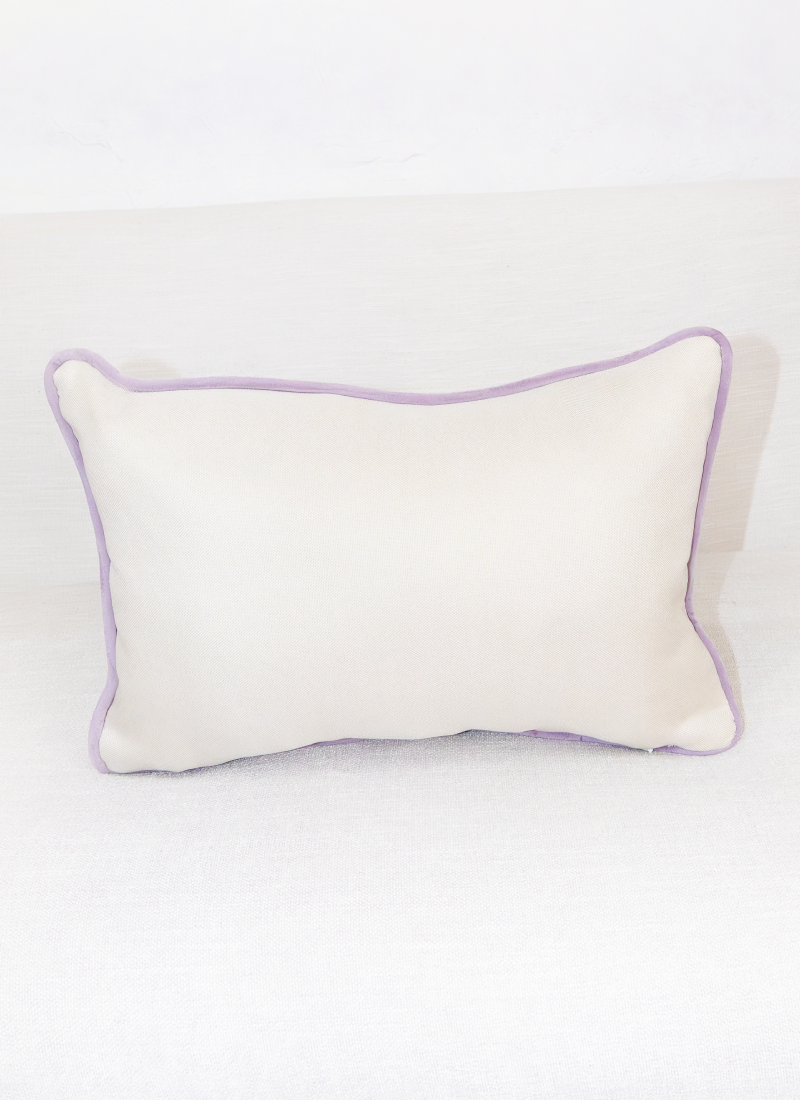 cojines-decorativos-mclr-tienda-en-linea-de-cojineria-mclr-decoracion-para-el-hogar-cojin-minimalista-cojin-riñonera-decorativa-color-morado-cojines-mclr
