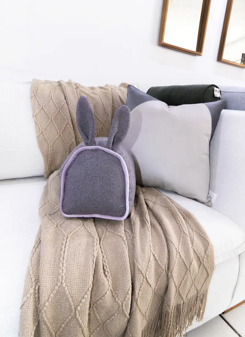 cojines-decorativos-cojin-decorativo-mclr-tienda-en-linea-de-cojineria-cojin-creativo-cojin-conejo-conejito-gris-oxford-mclr.mx-mclr mx-