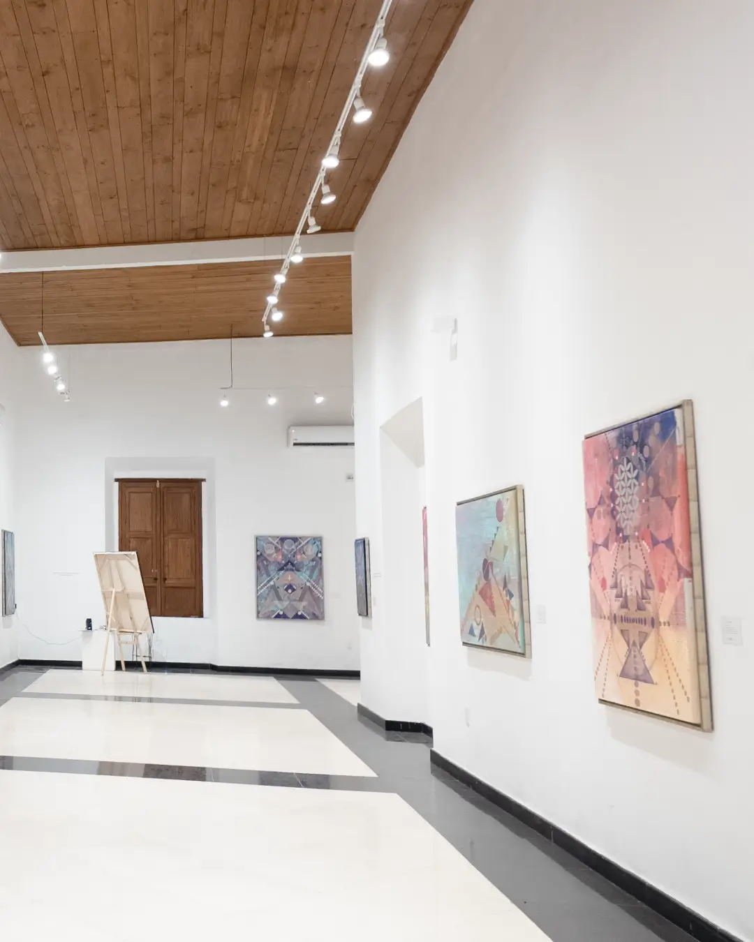 lengua_magazine_ft_lisa_kandani_pintor_artistas_plasticos_mexicanos-manifestando-la-creacion-en-conciencia