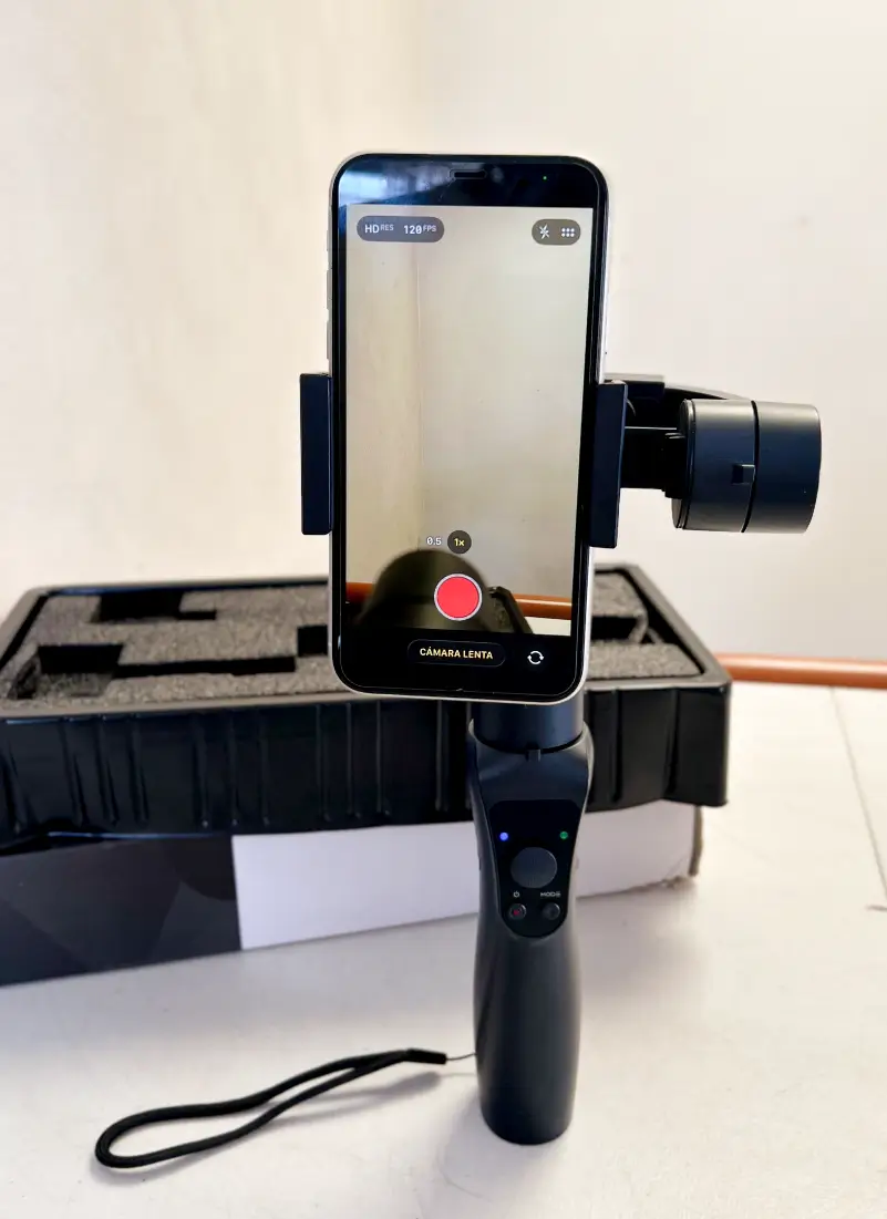 lengua-magazine-bazar-estabilizador-gimbal-3-ejes-para-celular-android-iphone-3-axis